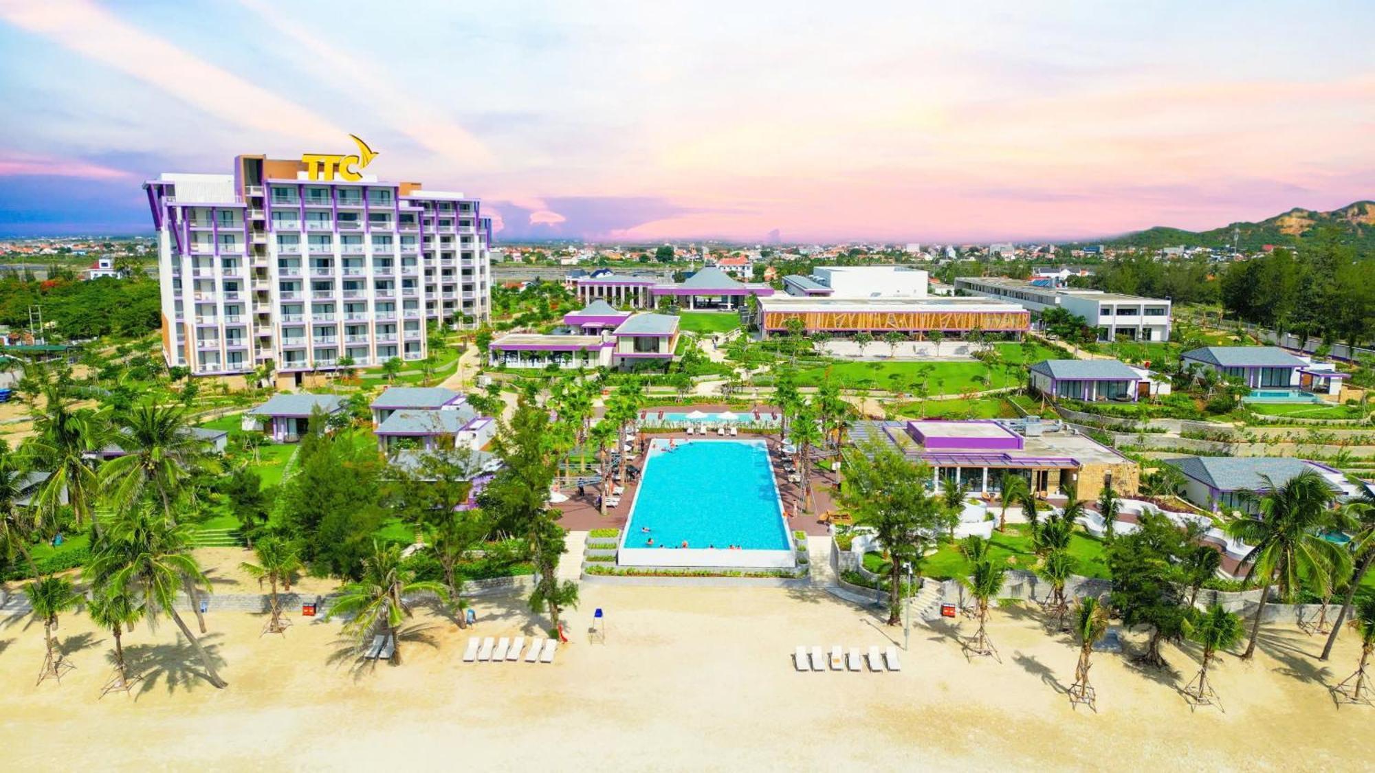 Ttc Van Phong Bay Resort - Himalaya Sauna & Steam Retreat Included Ấp Ninh Hòa  Dış mekan fotoğraf